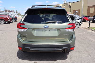 2020 Subaru Forester, $17500. Photo 10