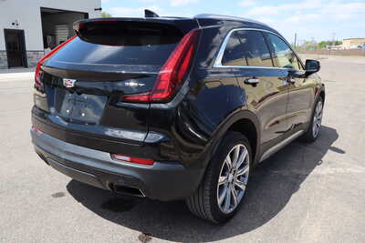 2023 Cadillac XT4, $24500. Photo 3