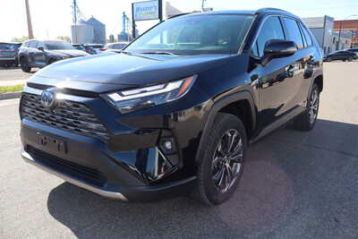 2024 Toyota RAV4, $32500. Photo 1