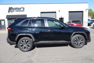 2024 Toyota RAV4, $32500. Photo 9