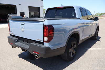 2022 Honda Ridgeline, $25500. Photo 3