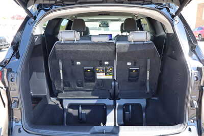 2025 Toyota Sienna, $37995. Photo 11