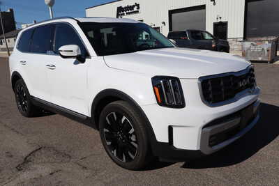 2023 Kia Telluride, $31995. Photo 2