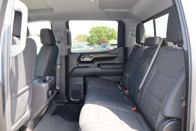 2024 Chevrolet 1500 Crew Cab, $31995. Photo 6