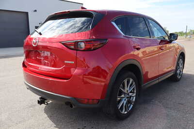 2020 Mazda CX-5, $18500. Photo 5