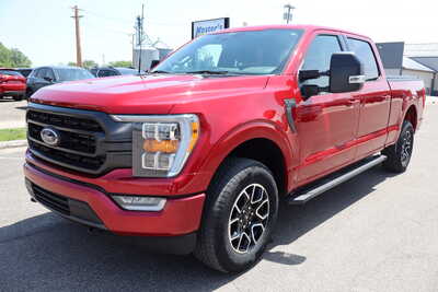 2022 Ford F150 Crew Cab, $31995. Photo 1