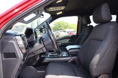 2022 Ford F150 Crew Cab, $31995. Photo 5