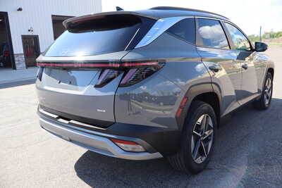 2025 Hyundai Tucson, $24900. Photo 3