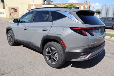 2025 Hyundai Tucson, $24900. Photo 4