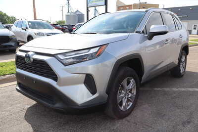 2022 Toyota RAV4 Hybrid XLE AWD's photo