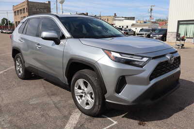 2022 Toyota RAV4, $22995. Photo 2