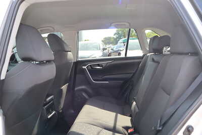 2022 Toyota RAV4, $22995. Photo 6