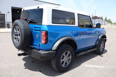 2022 Ford Bronco, $26500. Photo 3