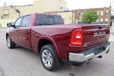 2025 RAM 1500 Crew Cab, $31500. Photo 4