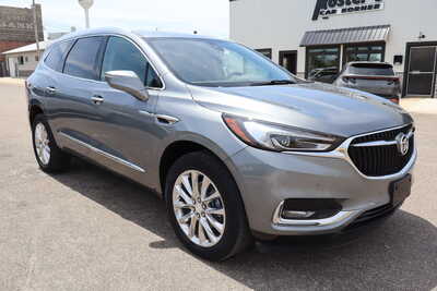 2020 Buick Enclave, $19500. Photo 2