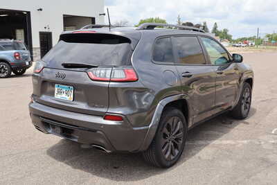 2019 Jeep Cherokee, $12995. Photo 5