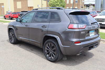 2019 Jeep Cherokee, $12995. Photo 8