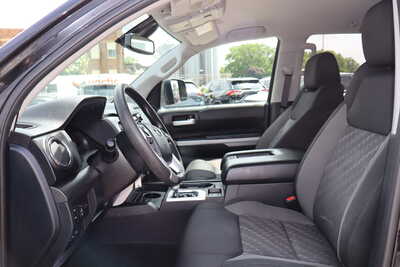 2018 Toyota Tundra Ext Cab, $26995. Photo 5