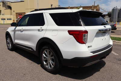 2020 Ford Explorer, $15995. Photo 4