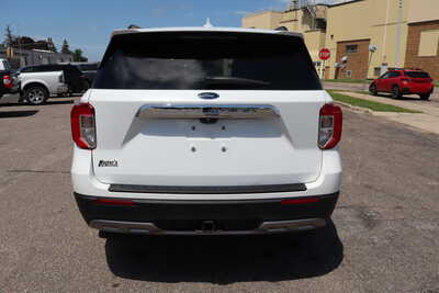 2020 Ford Explorer, $15995. Photo 10