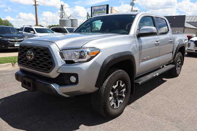 2020 Toyota Tacoma, $27995. Photo 1