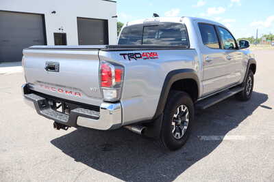 2020 Toyota Tacoma, $27995. Photo 3