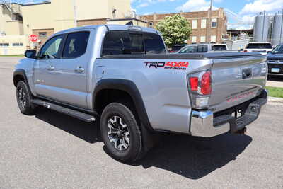 2020 Toyota Tacoma, $27995. Photo 4
