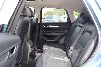 2017 Mazda CX-5, $14500. Photo 6