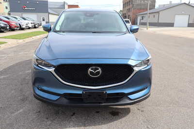 2017 Mazda CX-5, $14500. Photo 12