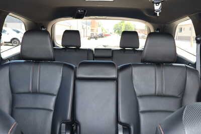 2022 Honda Pilot, $25500. Photo 6