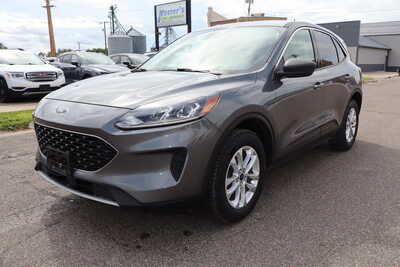 2022 Ford Escape, $13995. Photo 1