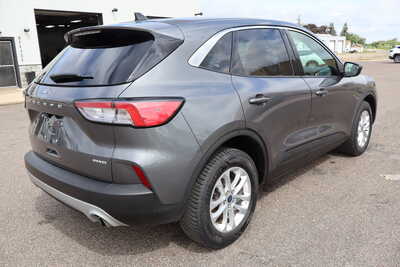 2022 Ford Escape, $13995. Photo 3