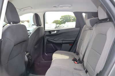 2022 Ford Escape, $13995. Photo 6