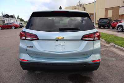 2022 Chevrolet Equinox, $15995. Photo 10