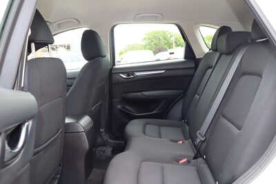 2025 Mazda CX-5, $21500. Photo 6