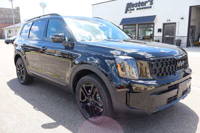 2025 Kia Telluride, $33995. Photo 2