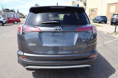 2018 Toyota RAV4, $18500. Photo 10