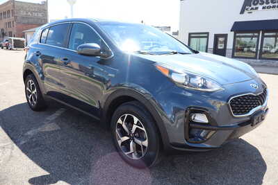 2022 Kia Sportage, $13995. Photo 2