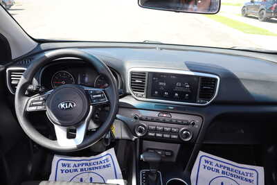 2022 Kia Sportage, $13995. Photo 7