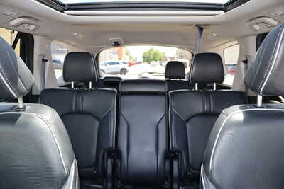 2025 Honda Pilot, $39995. Photo 6