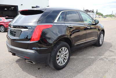 2018 Cadillac XT5, $17500. Photo 3