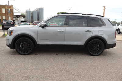 2025 Kia Telluride, $36500. Photo 7