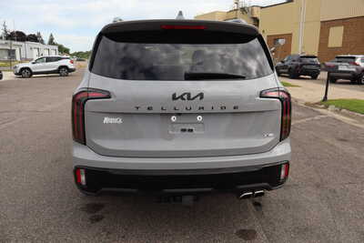 2025 Kia Telluride, $36500. Photo 9