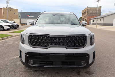 2025 Kia Telluride, $36500. Photo 12