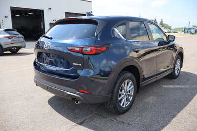 2022 Mazda CX-5, $18500. Photo 3
