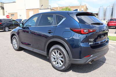 2022 Mazda CX-5, $18500. Photo 4