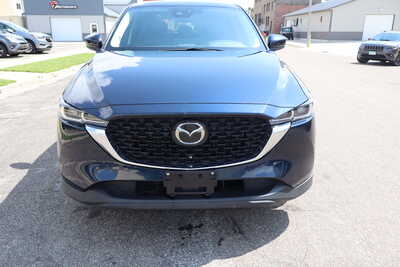 2022 Mazda CX-5, $18500. Photo 12