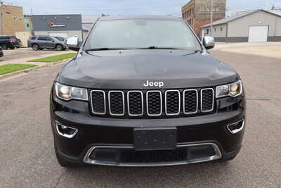 2022 Jeep Grand Cherokee, $20995. Photo 10
