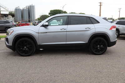 2024 Volkswagen Atlas, $25995. Photo 8