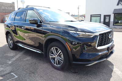 2023 Infiniti QX60, $33995. Photo 2